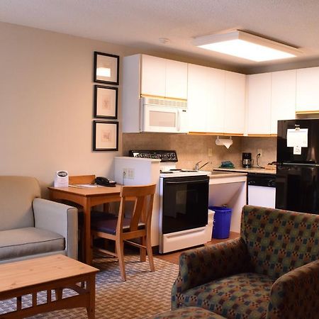 Cresthill Suites Syracuse Восток Сиракьюс Экстерьер фото